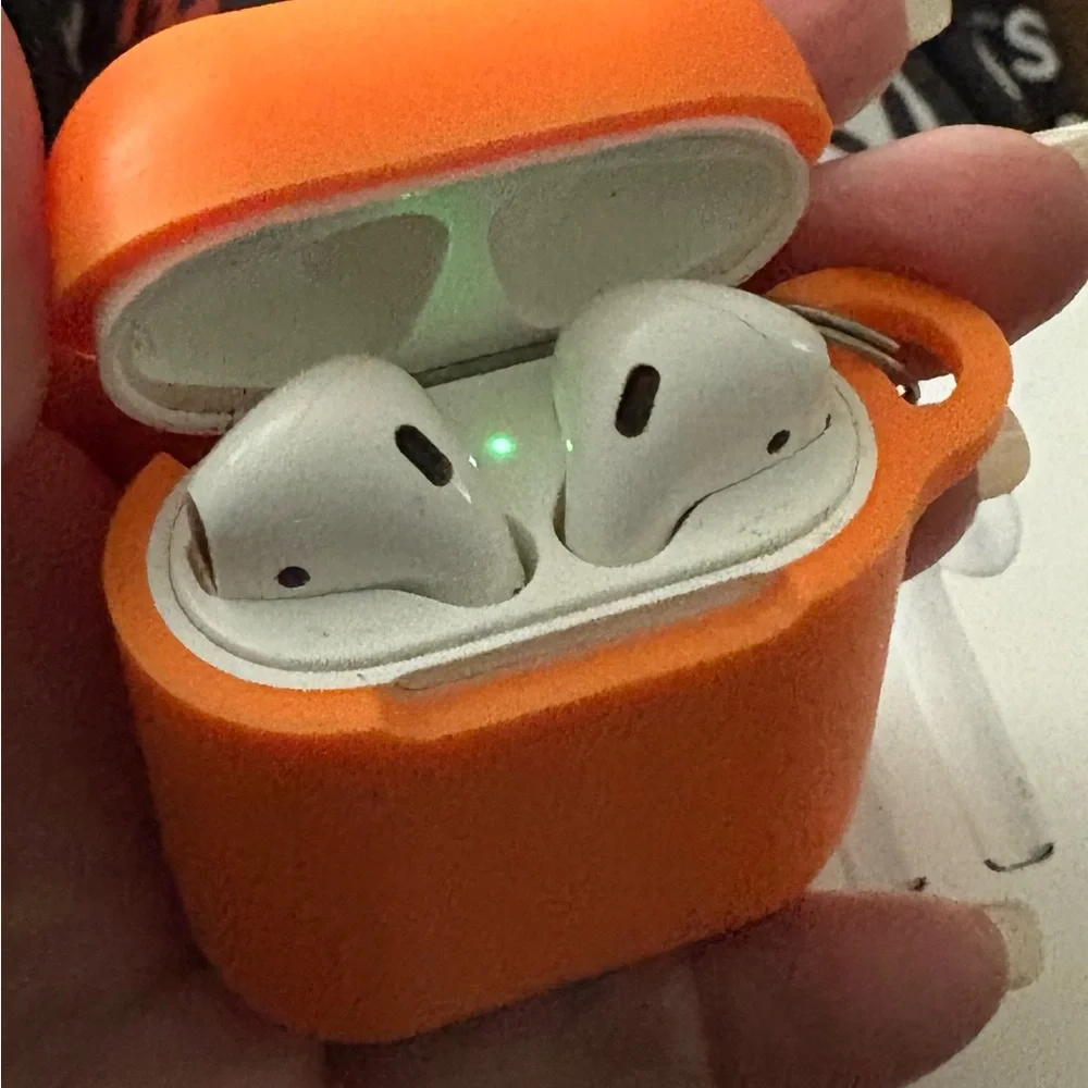 Apple AirPods with Bright Orange Silicone Earbud Case